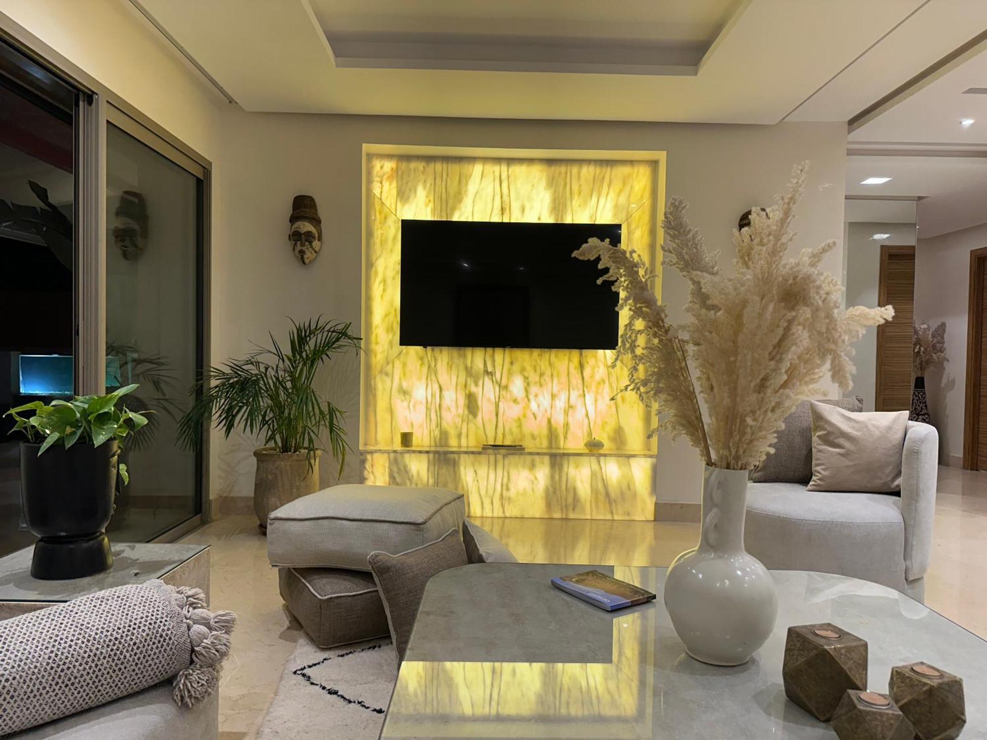 Nacarat Centre Gueliz 2br Apartment *